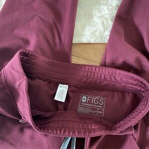 Figs M Petite Burgundy Zamora Joggers